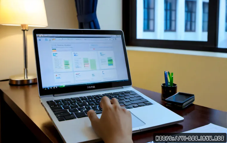 Home 17 보안관제 전문가 자격증 취득 방법 - Photorealistic cybersecurity certification study scene in Vietnam, a focused young Vietnamese IT pro...